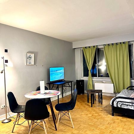 Affordable Cuttie 4 Persons 2 Beds In Downtown Apartman Montréal Kültér fotó