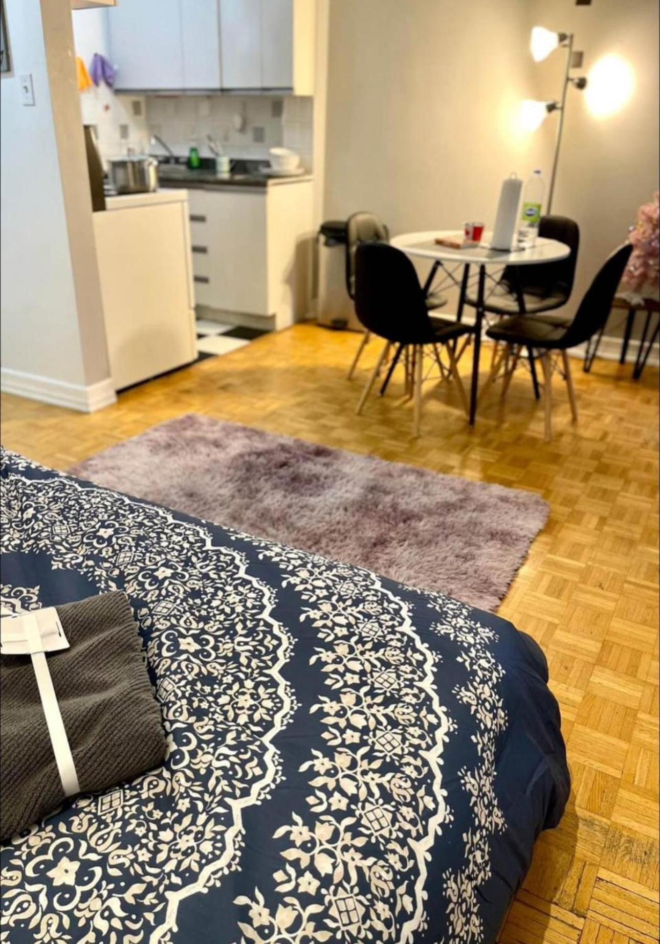 Affordable Cuttie 4 Persons 2 Beds In Downtown Apartman Montréal Kültér fotó